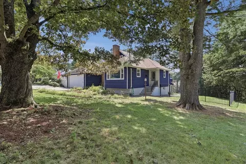 Exterior - 181 Flagg St, Worcester, MA 01609 photo 7 of 8