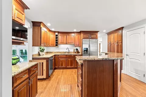 Kitchen - 181 Flagg St, Worcester, MA 01609 photo 2 of 5