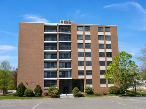 51 Melrose St #5F, Melrose, MA 02176
