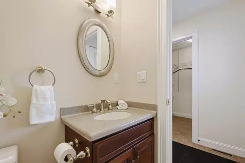 Bath - 178180 West St, Needham, MA 02494 photo 3 of 6