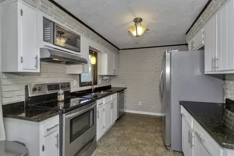 Kitchen - 23 Beyer Dr, Easthampton, MA 01027 photo 1 of 2