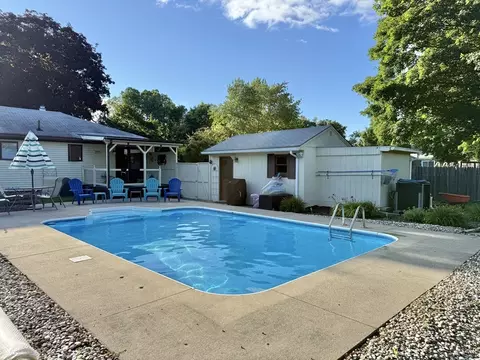 Exterior - 23 Beyer Dr, Easthampton, MA 01027 photo 6 of 8