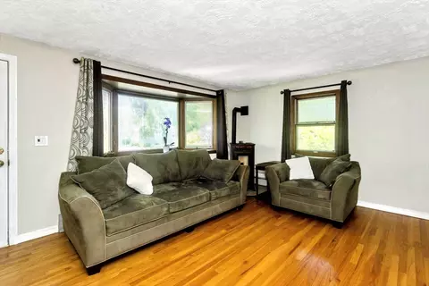 Living - 23 Beyer Dr, Easthampton, MA 01027 photo 2 of 2