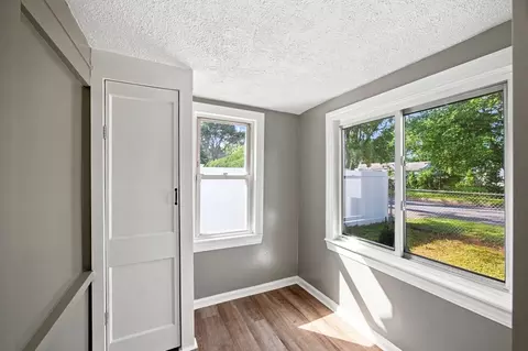 Entry Way - 15 Alice St, Springfield, MA 01109 photo 2 of 2