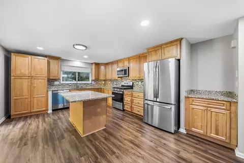 Kitchen - 72 E Bluff Rd #72, Ashland, MA 01721 photo 2 of 3