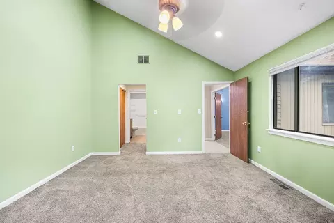 Bedroom - 72 E Bluff Rd #72, Ashland, MA 01721 photo 4 of 6