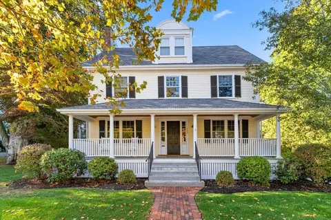 209 Waltham St, Lexington, MA 02421