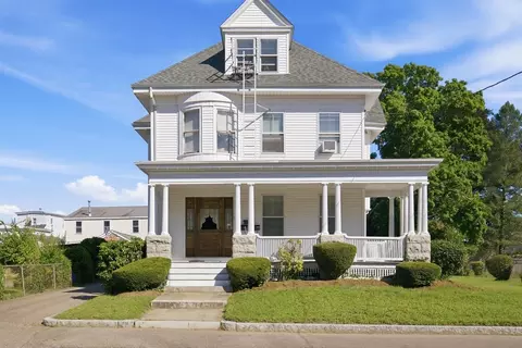 9 Orchard St, Taunton, MA 02780