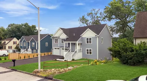 Exterior - 18 Bowker St, Worcester, MA 01604 photo 6 of 11