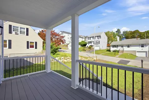 Exterior - 18 Bowker St, Worcester, MA 01604 photo 5 of 11