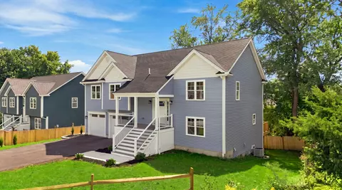 Exterior - 18 Bowker St, Worcester, MA 01604 photo 3 of 11