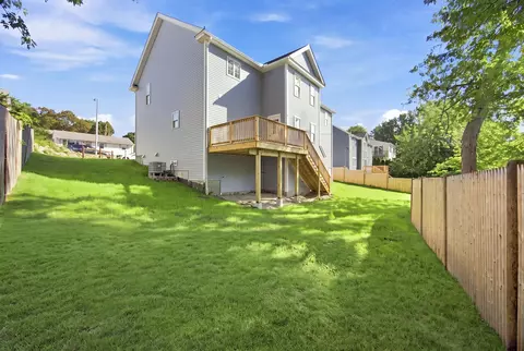 Exterior - 18 Bowker St, Worcester, MA 01604 photo 11 of 11