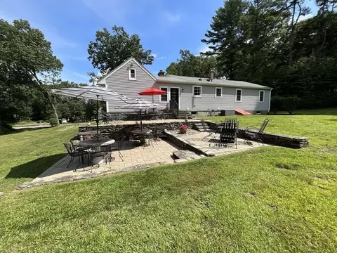 Exterior - 10 Burnap Rd, Sutton, MA 01590 photo 4 of 9