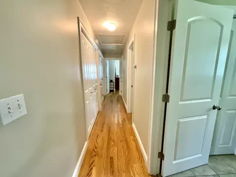 Entry Way - 10 Burnap Rd, Sutton, MA 01590 photo 1 of 1