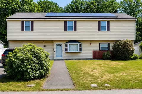 141 Lester Rd, Brockton, MA 02302