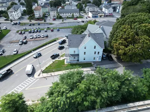 View/Area - 17 Winthrop St, Worcester, MA 01604 photo 2 of 2