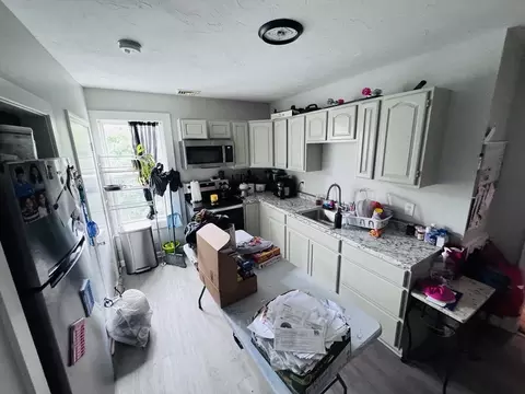 Kitchen - 17 Winthrop St, Worcester, MA 01604 photo 4 of 4