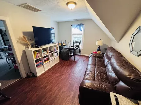 Living - 17 Winthrop St, Worcester, MA 01604 photo 2 of 2