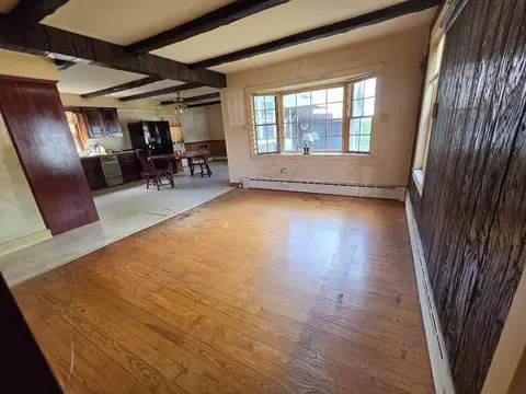 Living - 211 Lowell St, Methuen, MA 01844 photo 3 of 4