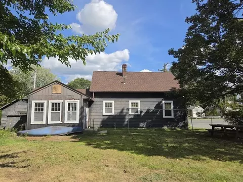 Exterior - 211 Lowell St, Methuen, MA 01844 photo 8 of 9