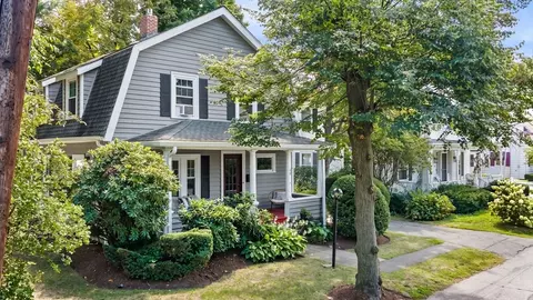 12 Gilbert St, Waltham, MA 02453