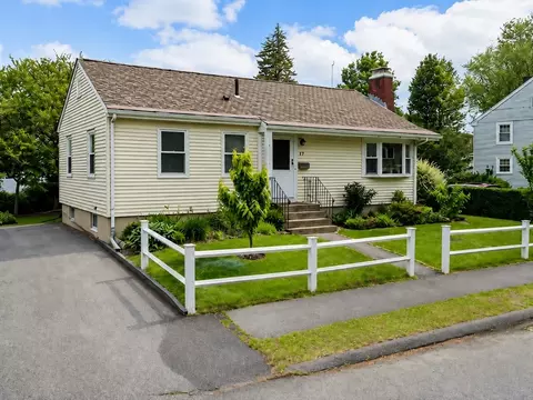 54 Mountain Ave, Norwood, MA 02062
