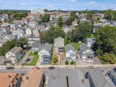 View/Area - 692 Walnut St, Fall River, MA 02720 photo 2 of 5