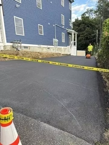 Exterior - 9 Maxwell, Worcester, MA 01607 photo 2 of 3