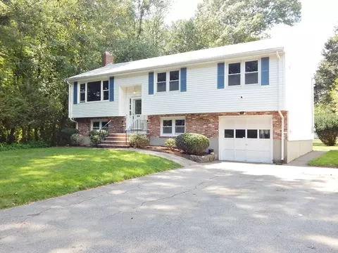 41 N Winnifred Rd, Brockton, MA 02301