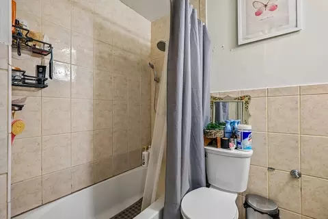 Bath - 21 Staples Ave #23, Everett, MA 02149 photo 1 of 2