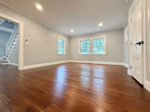 Living - 21 Maple St, Arlington, MA 02476 photo 10 of 12