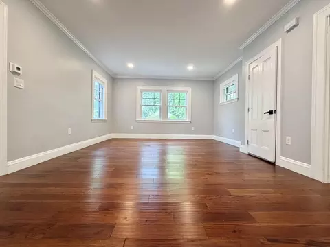 Living - 21 Maple St, Arlington, MA 02476 photo 11 of 12