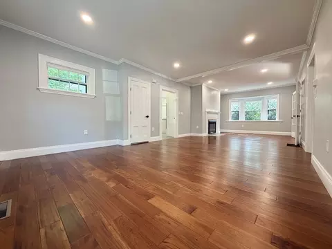 Living - 21 Maple St, Arlington, MA 02476 photo 7 of 12