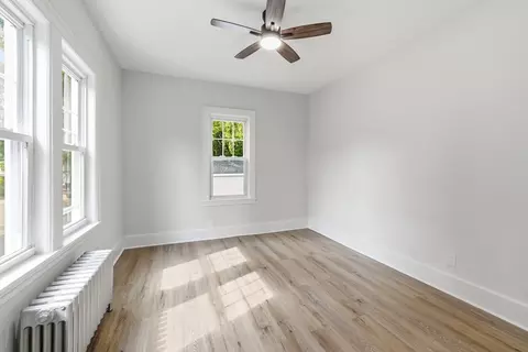 Bedroom - 28 Southold Rd, Worcester, MA 01607 photo 2 of 11