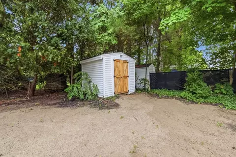 Exterior - 28 Southold Rd, Worcester, MA 01607 photo 6 of 9