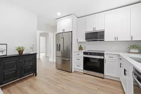 Kitchen - 28 Southold Rd, Worcester, MA 01607 photo 4 of 4