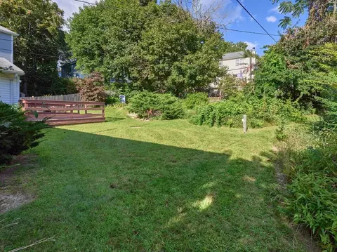 Exterior - 28 Superior Rd, Worcester, MA 01604 photo 7 of 9