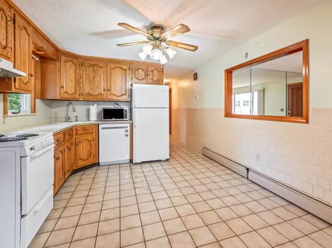 Kitchen - 28 Superior Rd, Worcester, MA 01604 photo 4 of 5