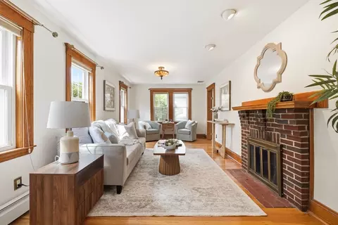Living - 1028 Webster St, Needham, MA 02492 photo 2 of 4