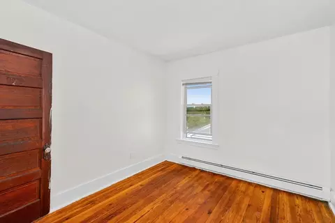 Bedroom - 97 Eastern Ave, Worcester, MA 01605 photo 11 of 13