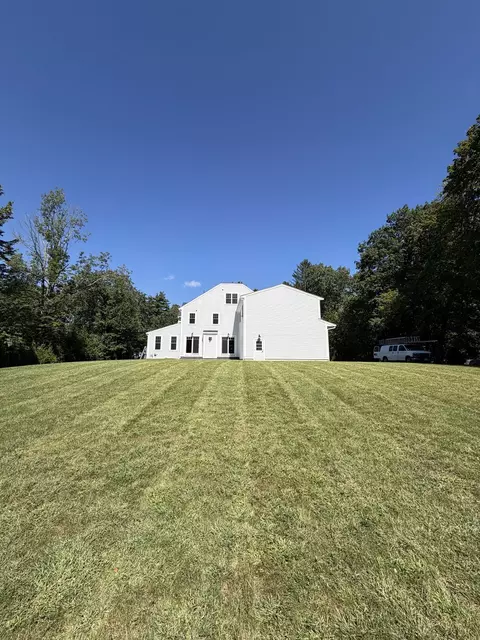 Exterior - 93 Walpole St, Dover, MA 02030 photo 6 of 8