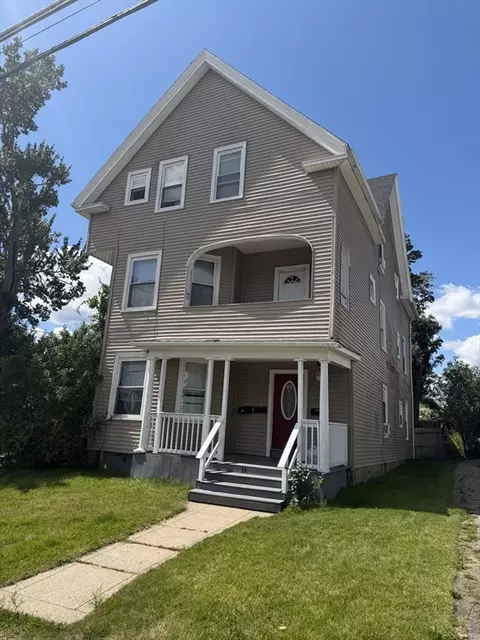 74 Ellis St, Brockton, MA 02301