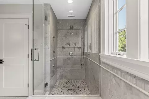 Bath - 8 Border St, Scituate, MA 02066 photo 2 of 6