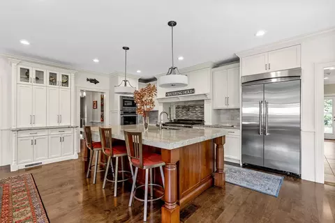 Kitchen - 8 Border St, Scituate, MA 02066 photo 2 of 3