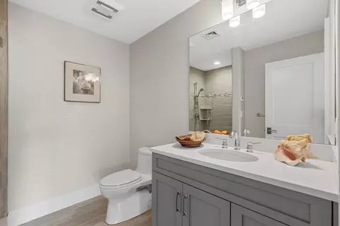 Bath - 8 Border St, Scituate, MA 02066 photo 5 of 6