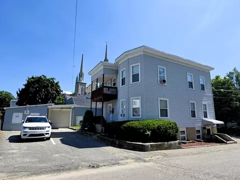 26 Jerome Pl, Leominster, MA 01453
