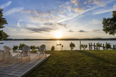 View/Area - 30 Overland Rd, Mashpee, MA 02649 photo 7 of 8