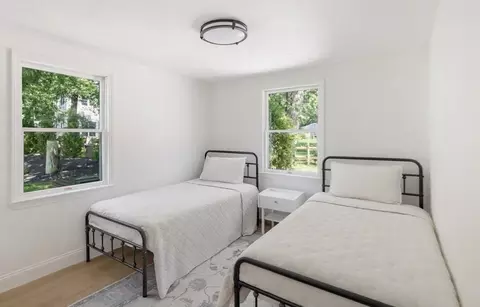 Bedroom - 30 Overland Rd, Mashpee, MA 02649 photo 5 of 6