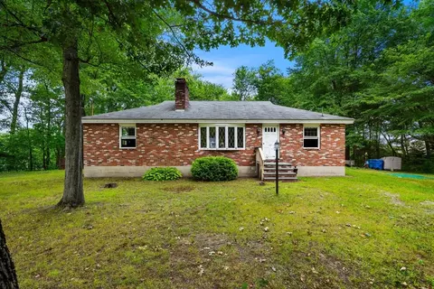 42 Felker St, Tewksbury, MA 01876
