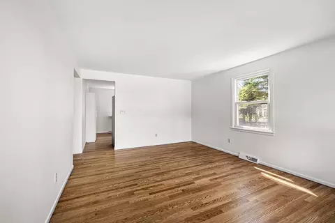 Living - 1747 Highland Ave, Fall River, MA 02720 photo 3 of 4